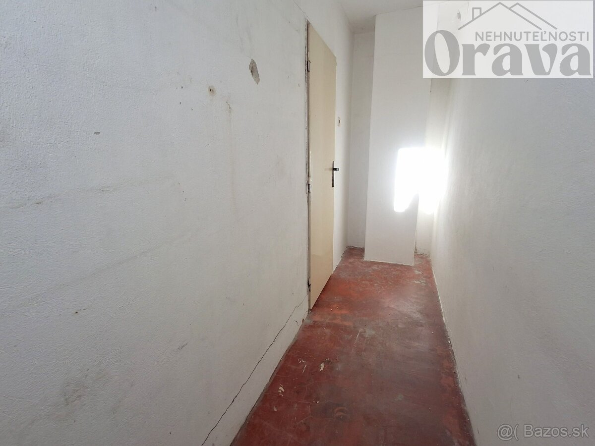 Rodinný dom so záhradou v Nižnej na Orave - 13