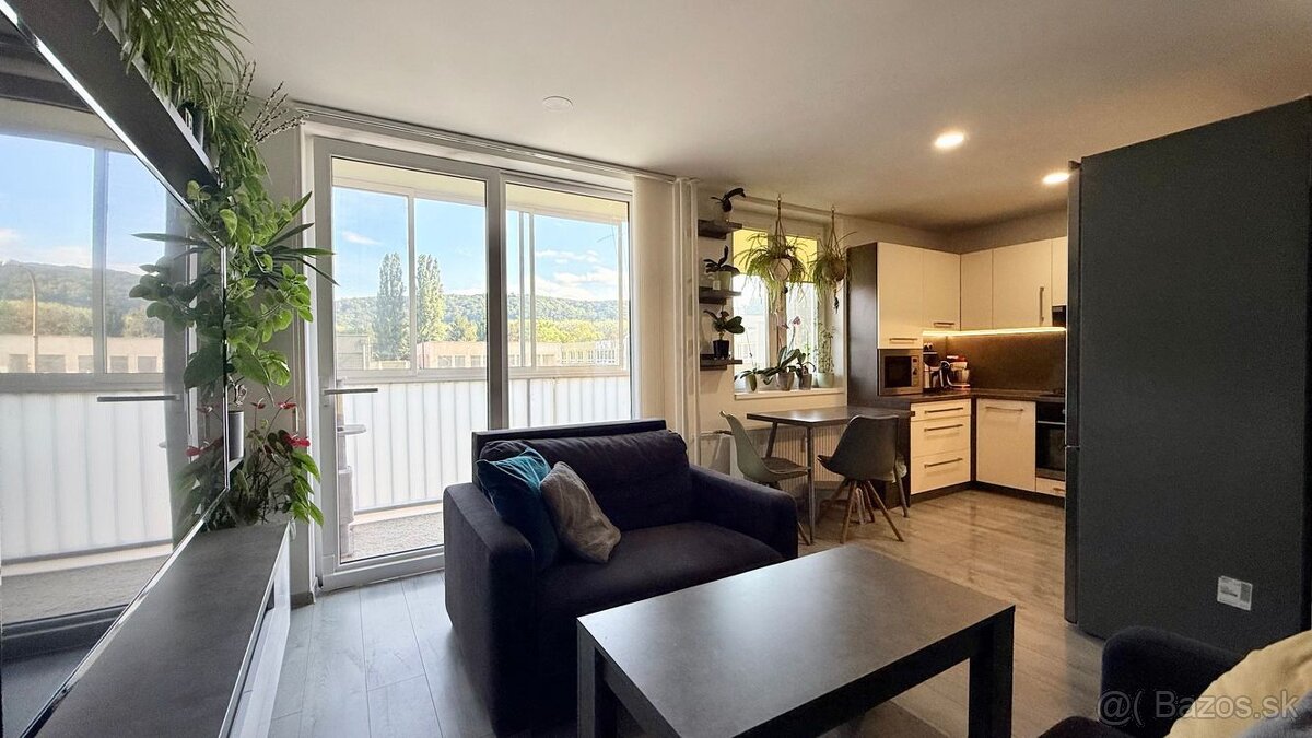 JAZERO - IRKUTSKÁ 4 IZBOVÝ BYT 71 M2, NOVÁ DISPOZÍCIA, LODŽI - 13