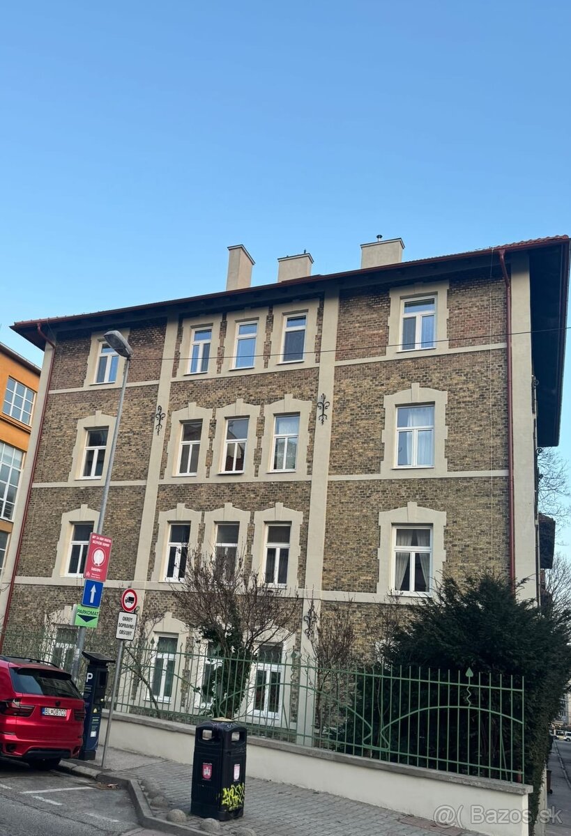 Prenajmem 3izbovy byt v starom meste - 13