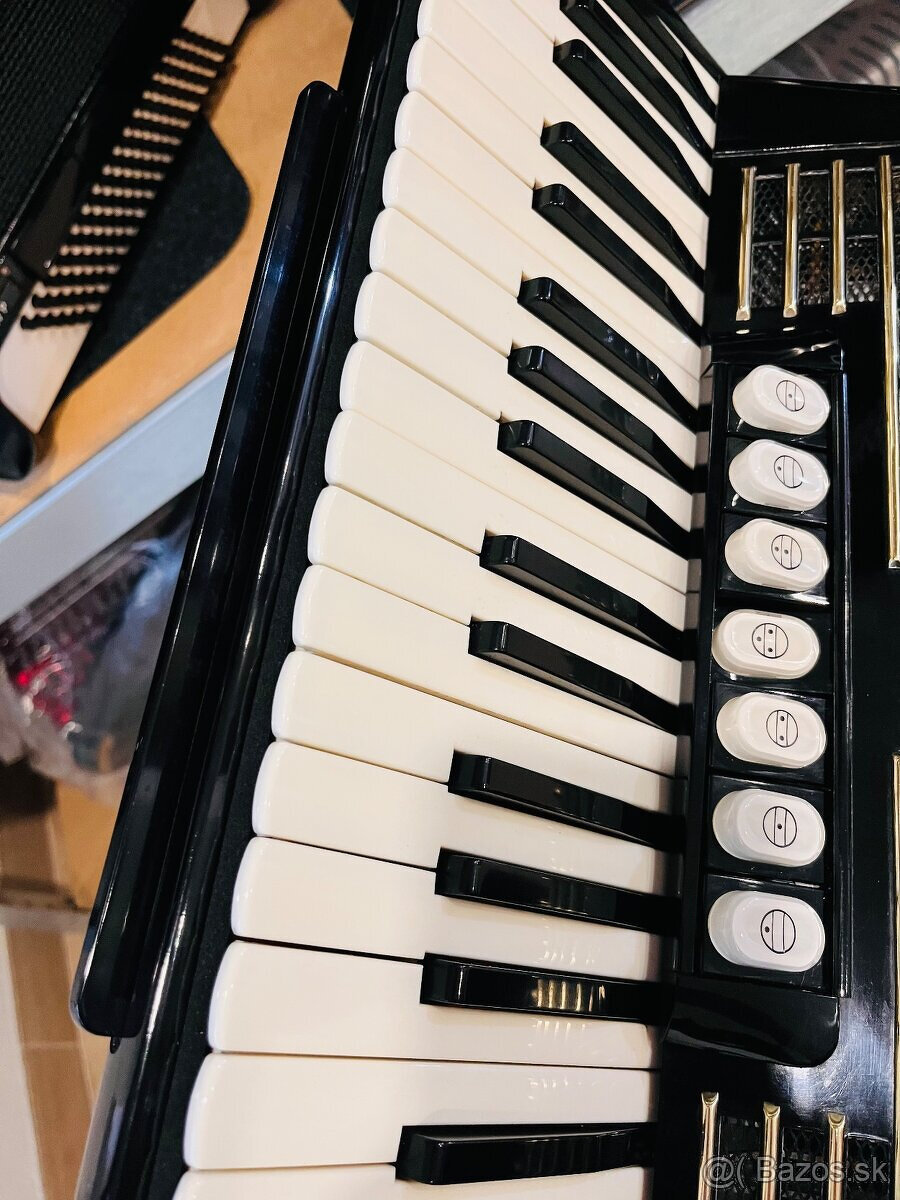 Predám akordeón HOHNER Verdi III 120 basový Používaný- Top s - 13