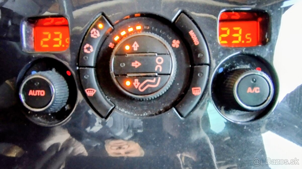 Predám Peugeot 3008 - 13