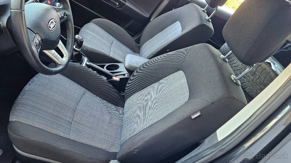 Kia Cee´d 1.6 CRDi VGT 115k TX ISG - 13