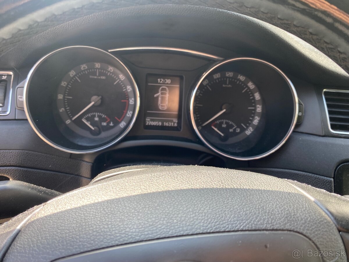 Predám Škodu Superb , 125kw , 4x4 - 13