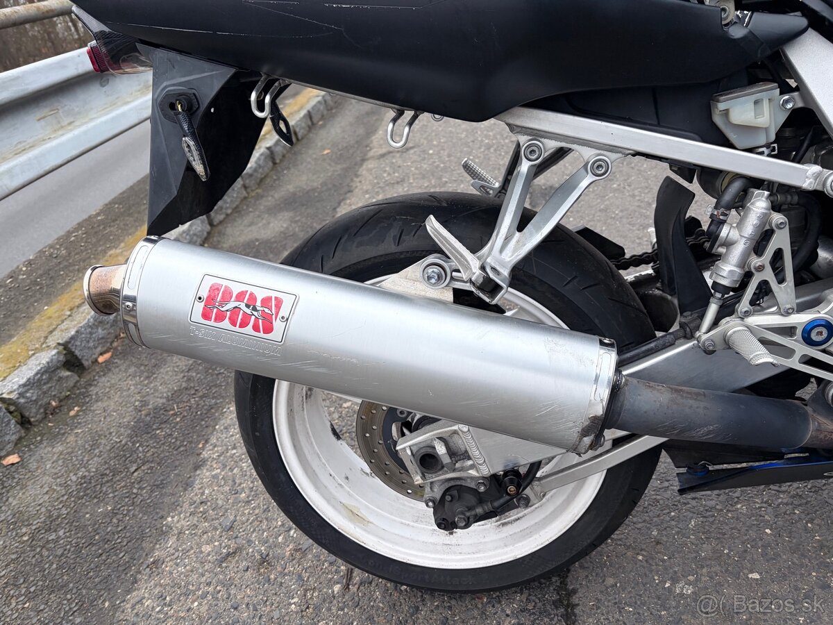 Suzuki Gsx-r k1 600 - 13