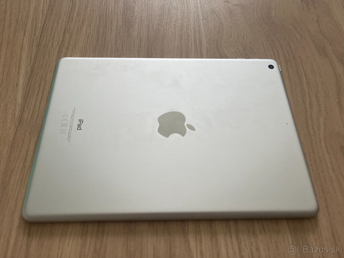 Predám Apple iPad 6. generácie (32 GB, Wi-Fi, Silver) - 13
