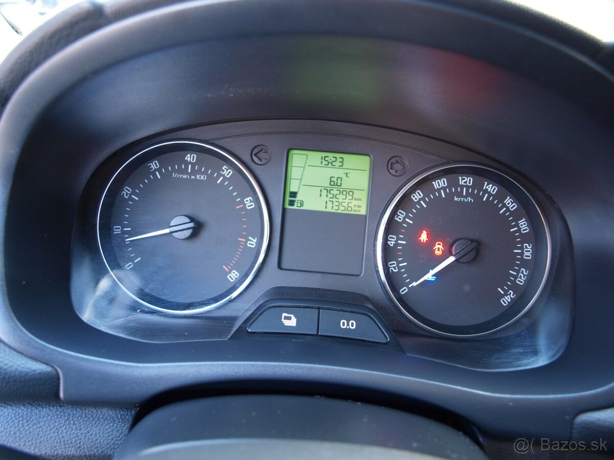 Škoda Roomster 1.2 TSI Comfort - 13