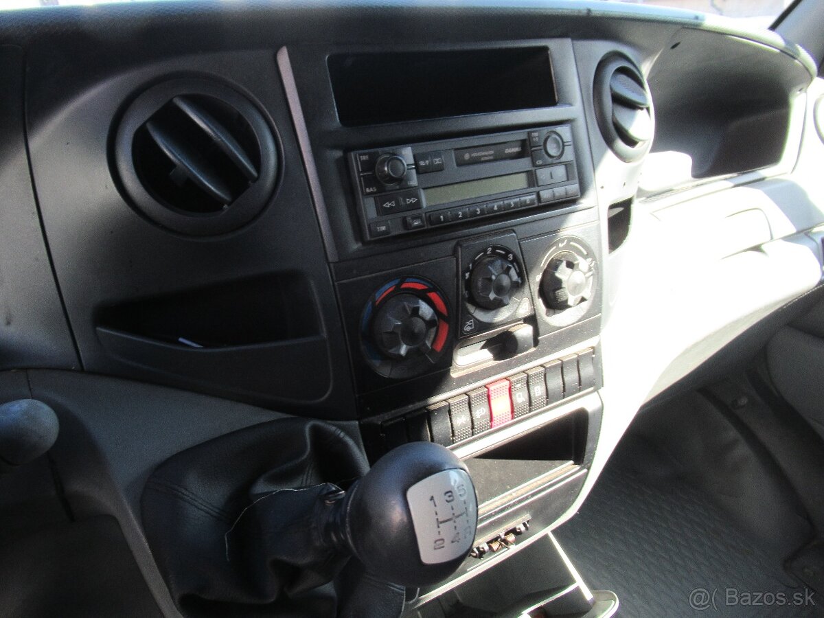 IVECO DAILY 35C12 MAXI - 13