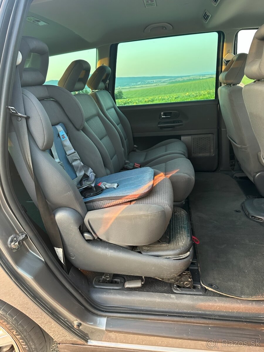 Volkswagen Sharan 1.9 TDI,Highline, 4x4, 85kW, 6/2010 - 13