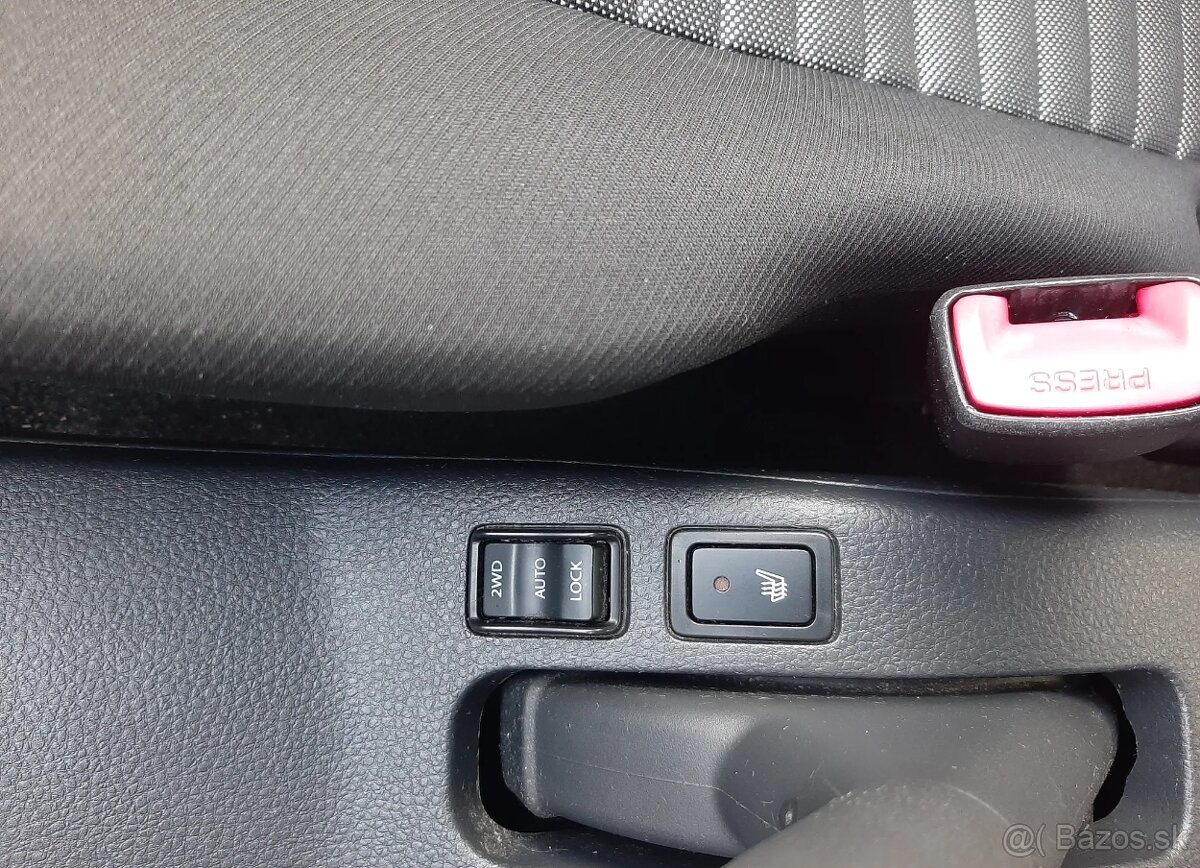 Suzuki SX4, 1,6 4x4 r.v. 2010 , najeto 99.323km - 13