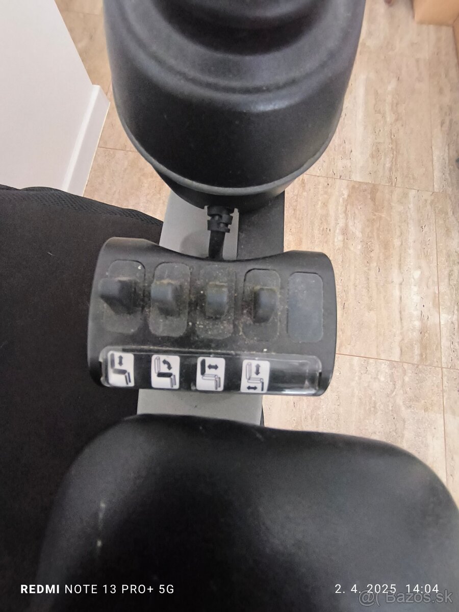 Invalidný vozík - polohovateľný - 13