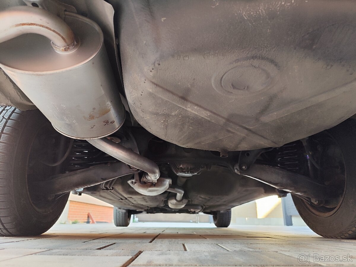 Mercedes 2.0 benzín W201, 190 - 13