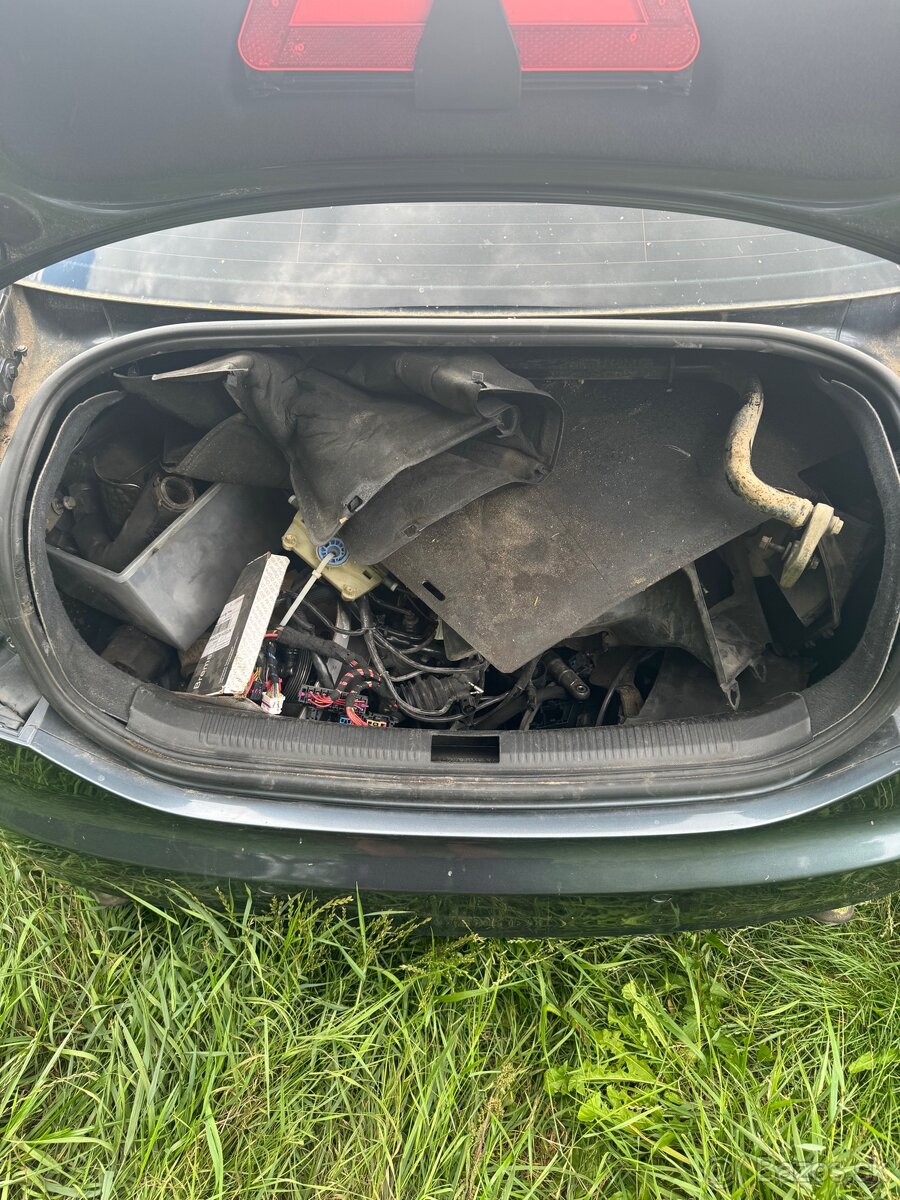 Rozpredám Audi A6 C6 3.0 165kw - 13