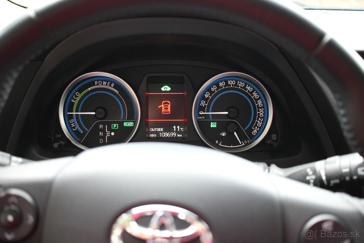 Toyota auris hybrid 1,8 - 13