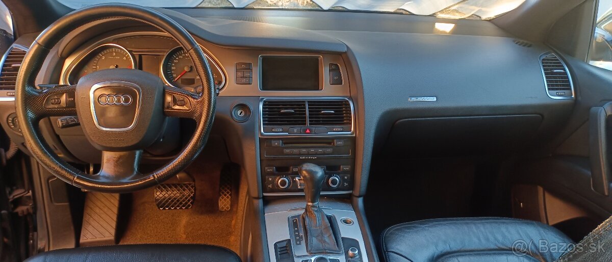 Audi Q7 sline V6 3.0 TDI Quattro - 13