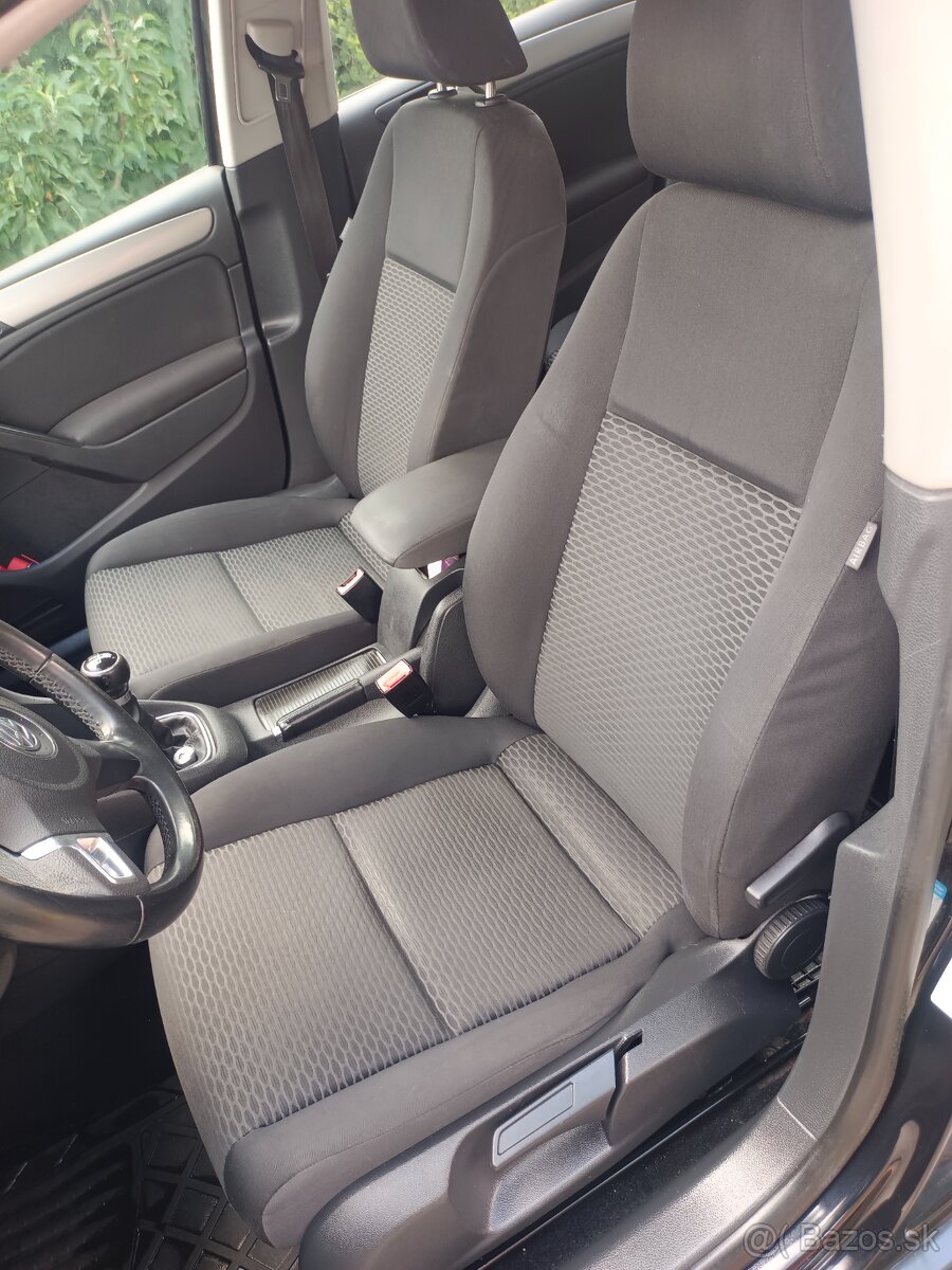 Golf 6 1.6 LPG nová STK - 13