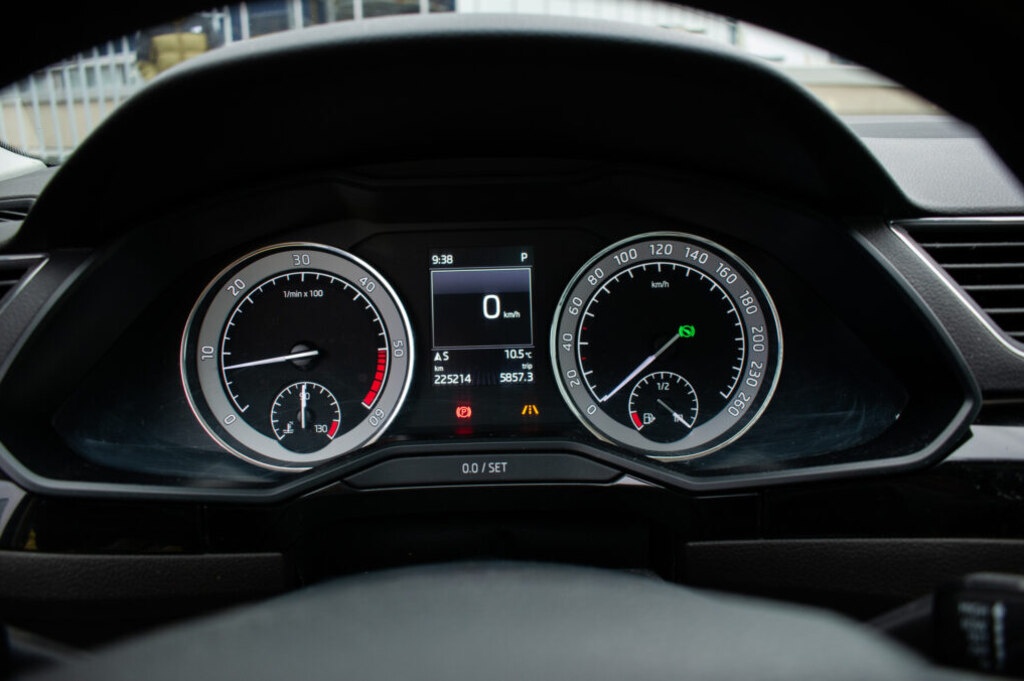 Škoda Superb Combi 2.0 TDI 190k 4×4 L&K DSG - 13