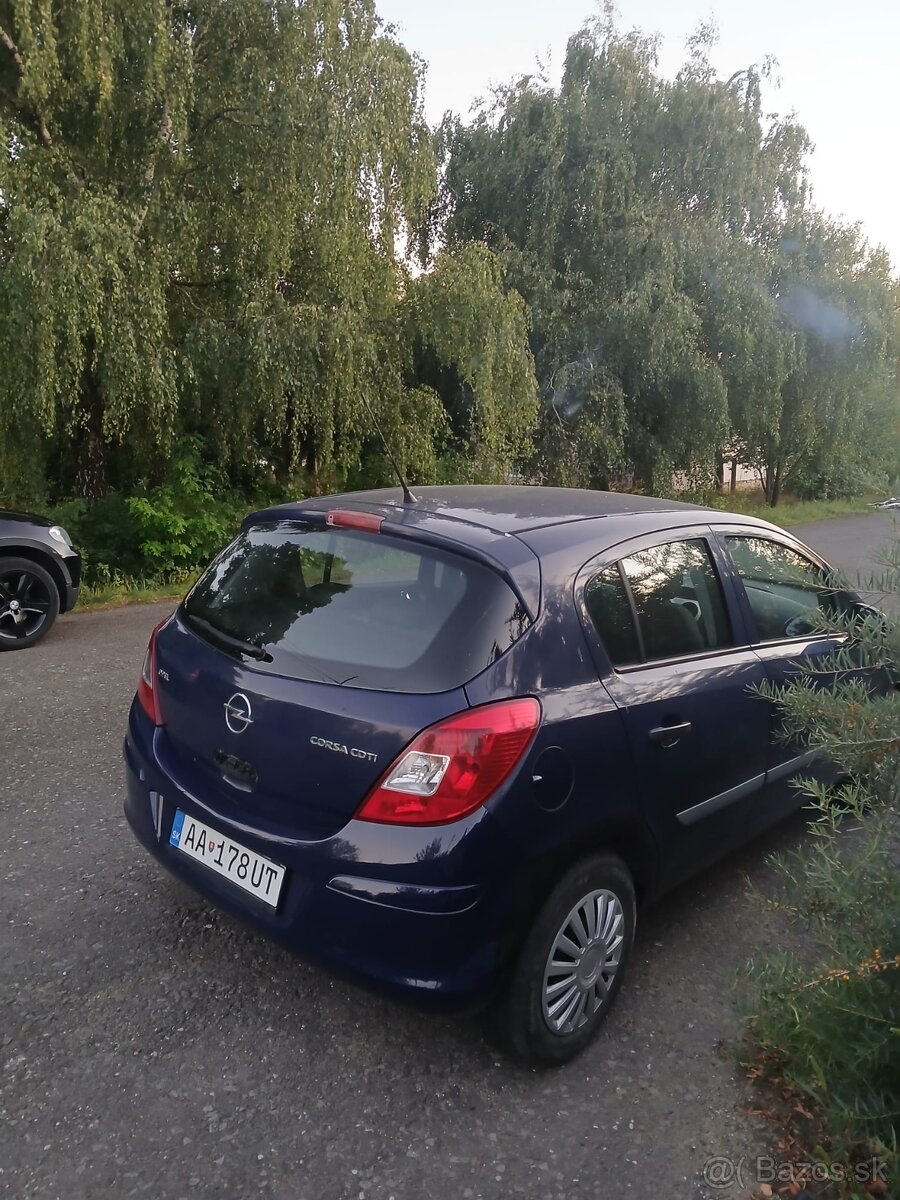 Predám Opel Corsa D 1,3 CDTI - 13