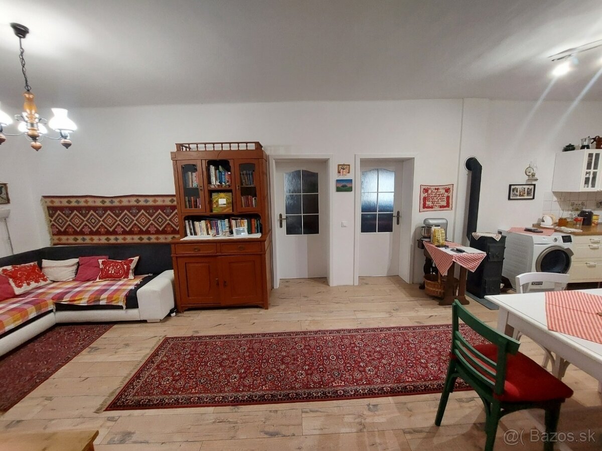 Výrazne znížená cena 4 izbový rodinný dom v Tomášikove - 13