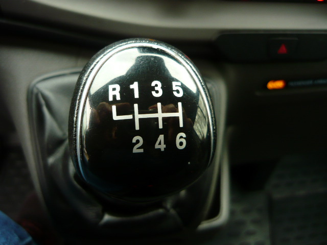 FORD TRANSIT CUSTON 2.0 TDCI - 13