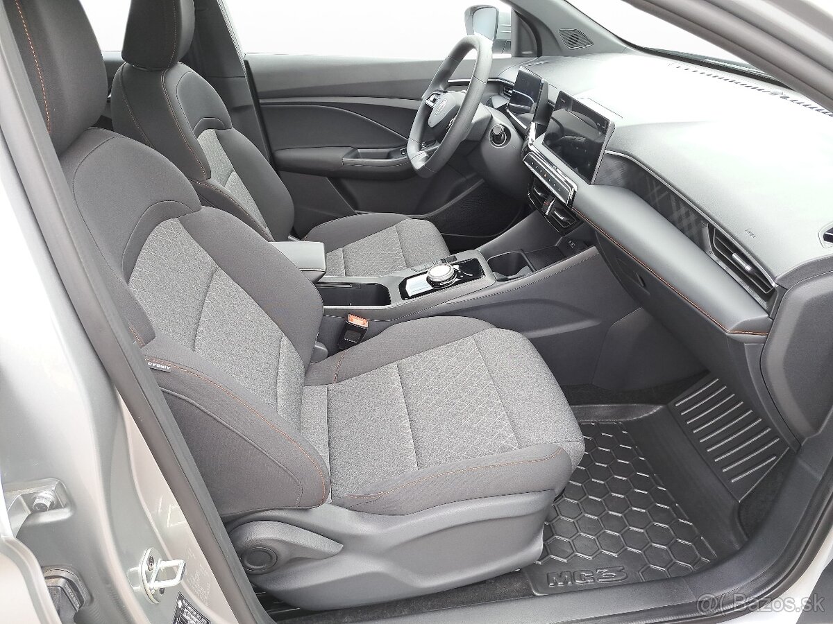 MG MG3 1.5L HEV EMOTION AT - 13