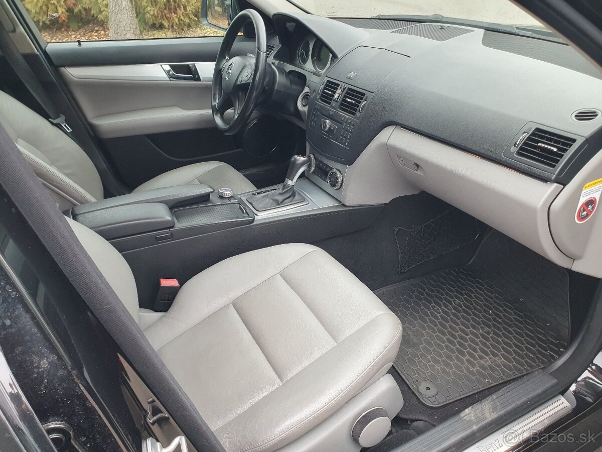 Mercedes Benz C 320 CDI Avantgarde 4Matic - 13