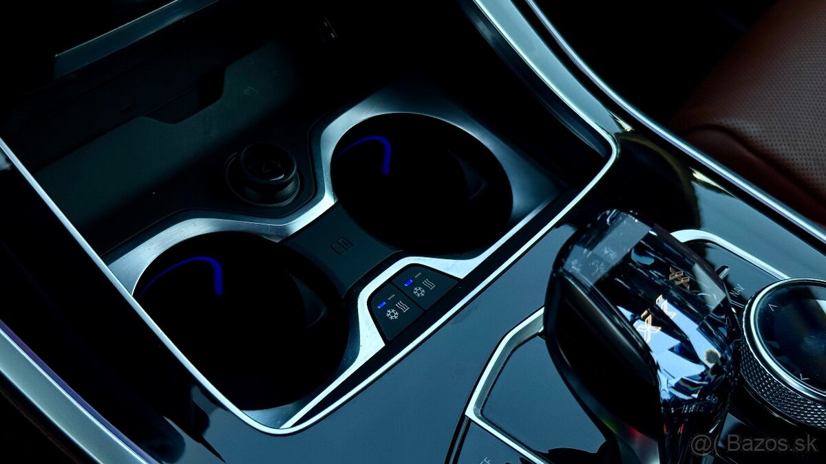 BMW X5 XDrive M50d A/T - 13