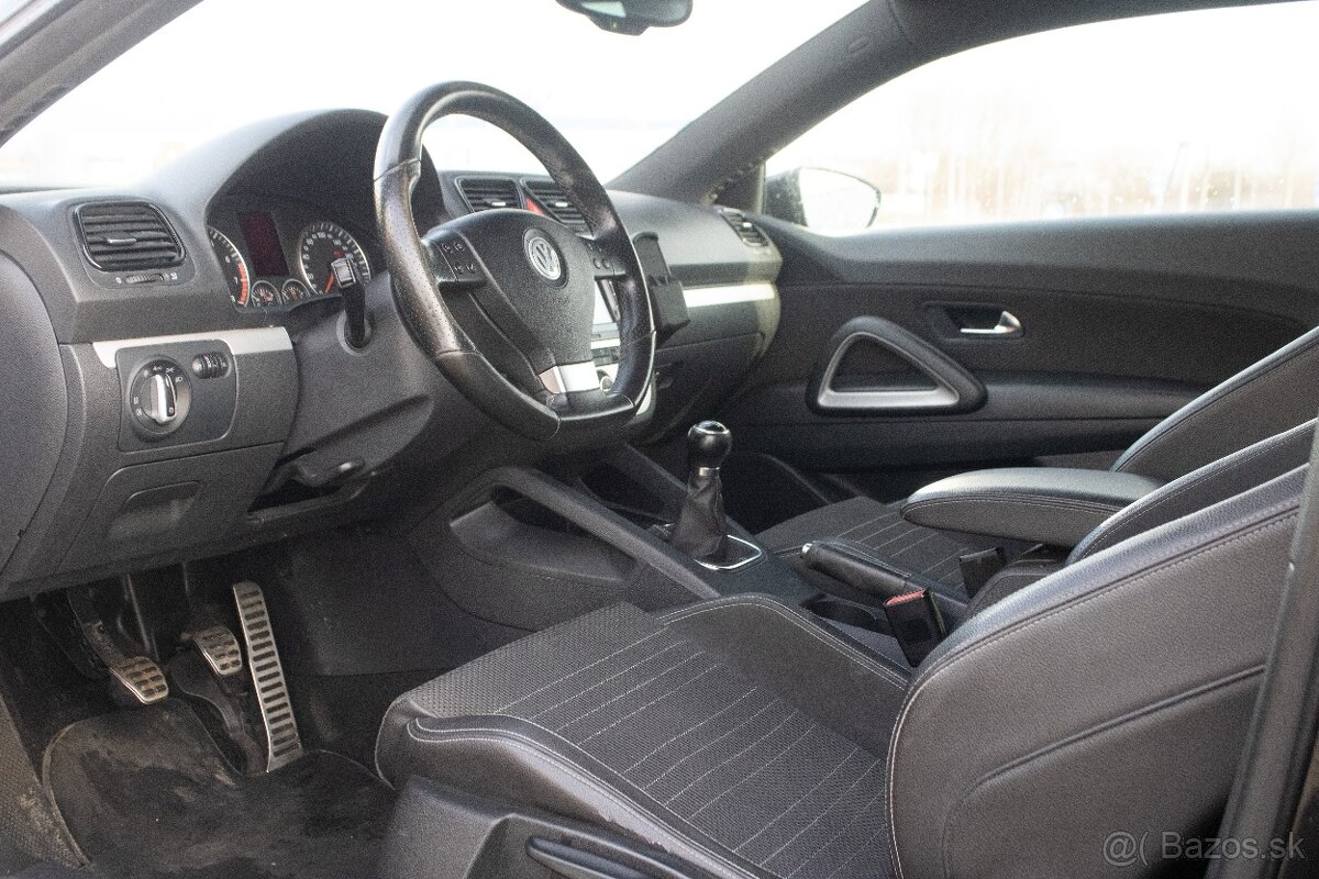 Volkswagen Scirocco 2.0 TSI, 147kW (2008) - 13