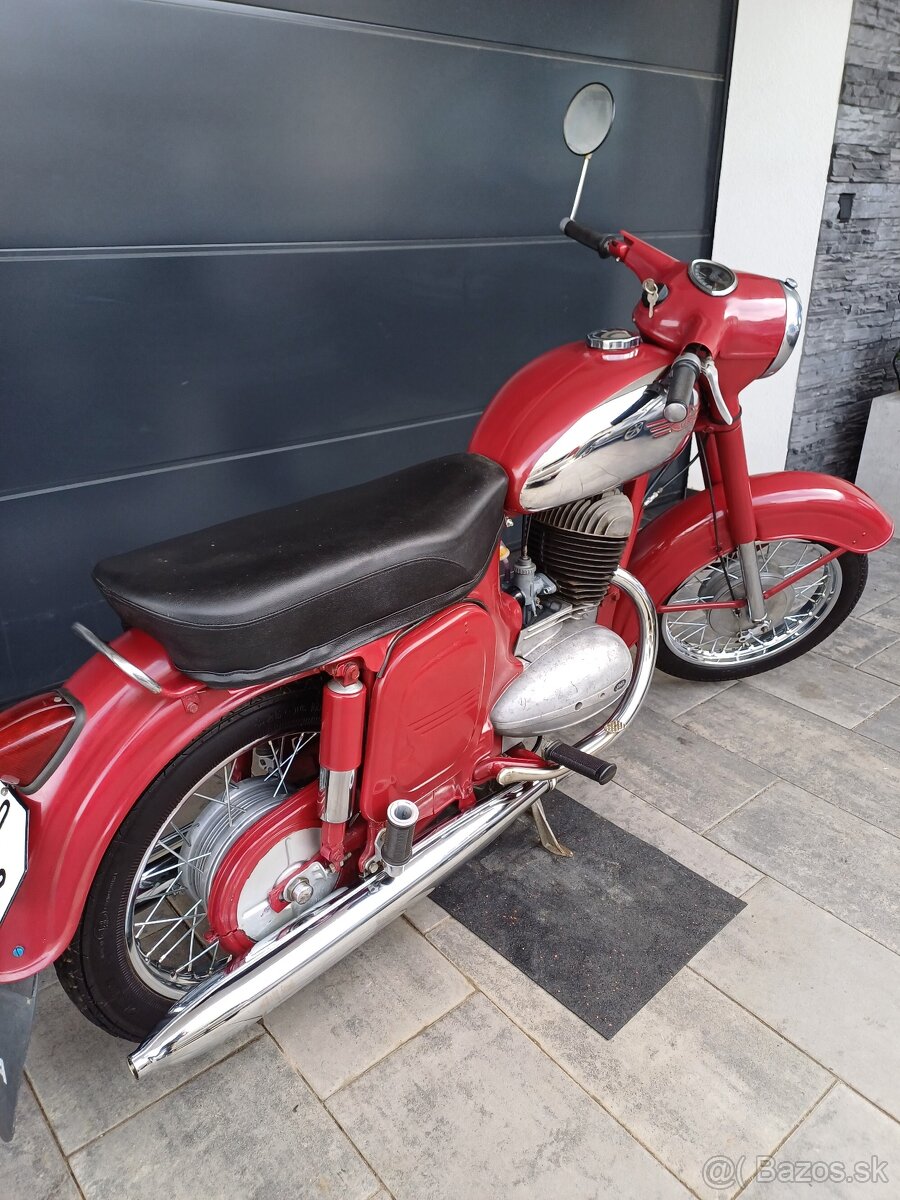 Jawa 250/559 Panelka s TP - 13