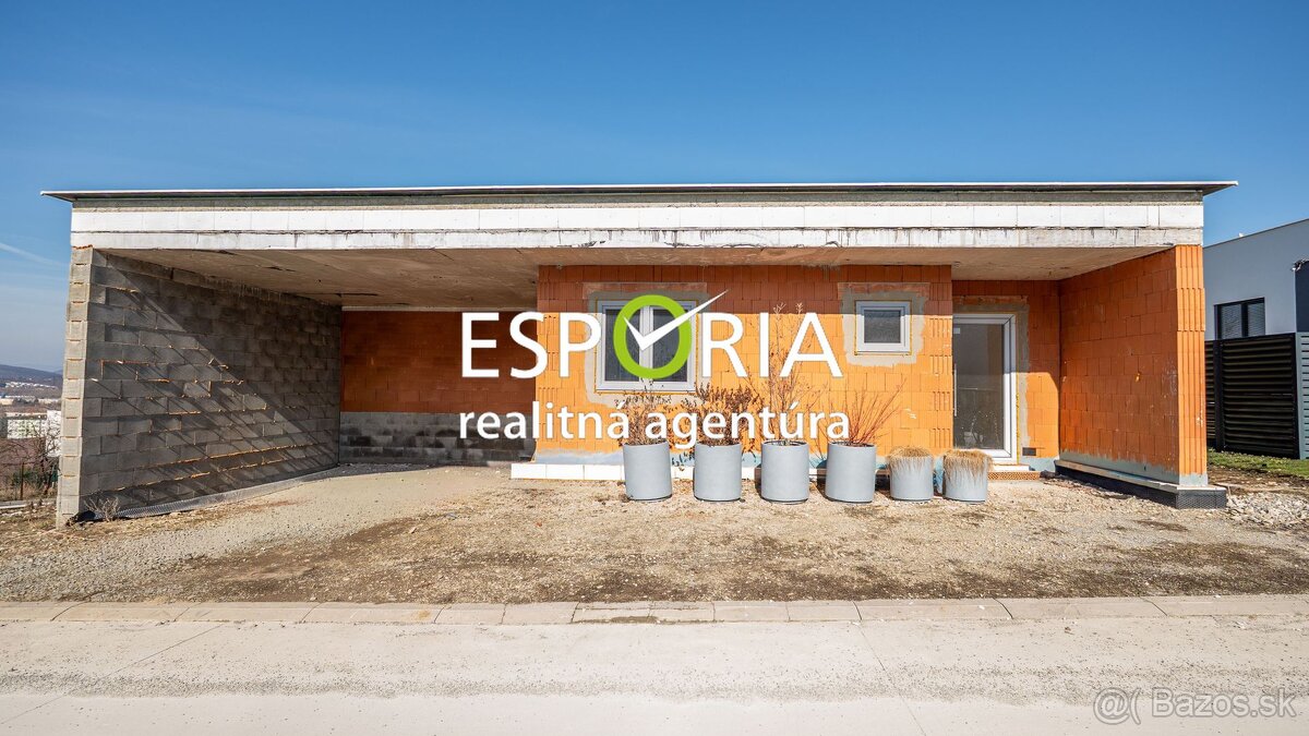 Exkluzívna rodinná vila na predaj - 13