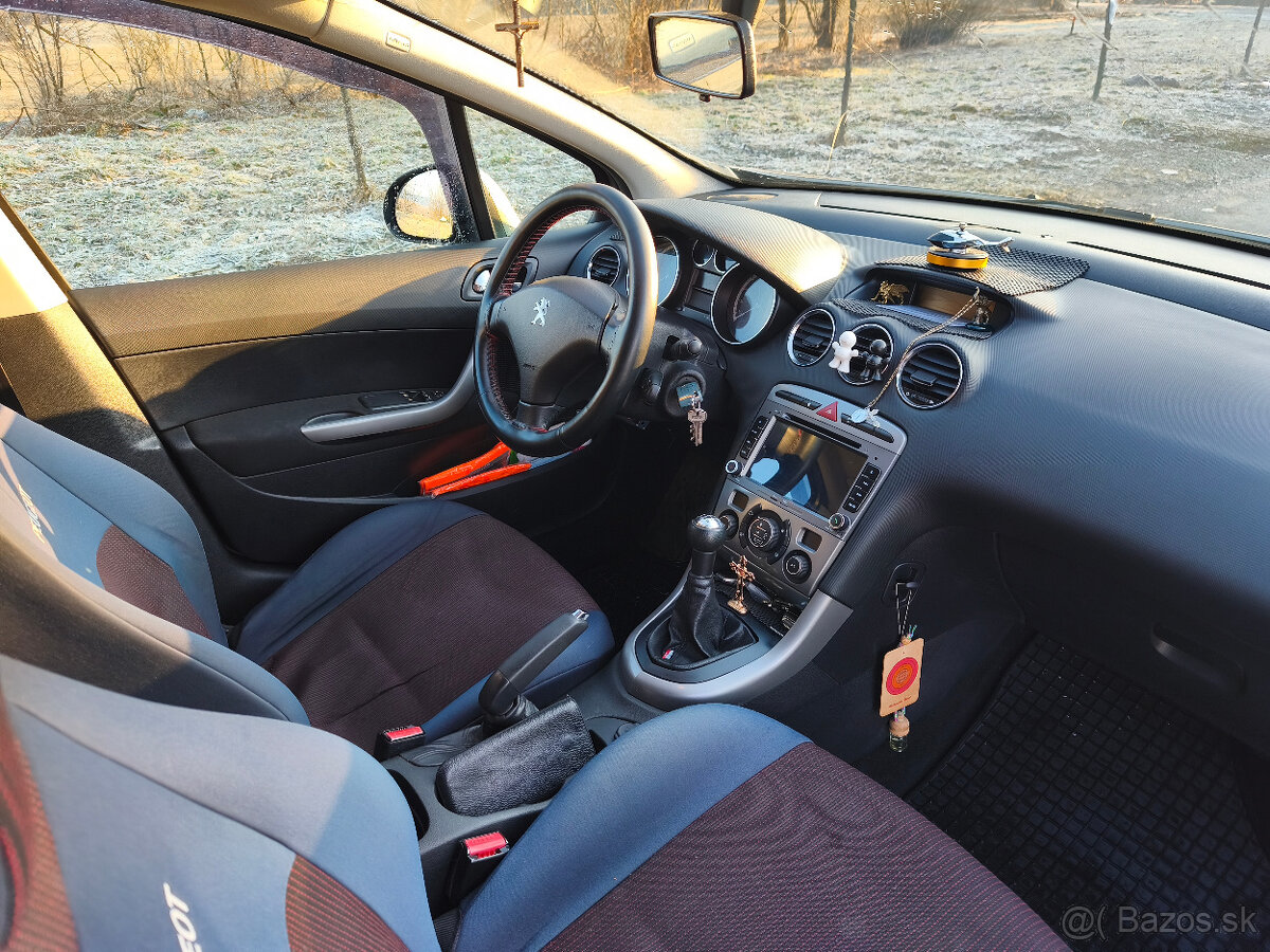 Predám peugeot 308 - 13