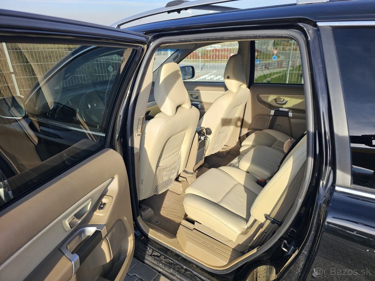 VOLVO XC90 D5 7 miestne 8/2014 - 13