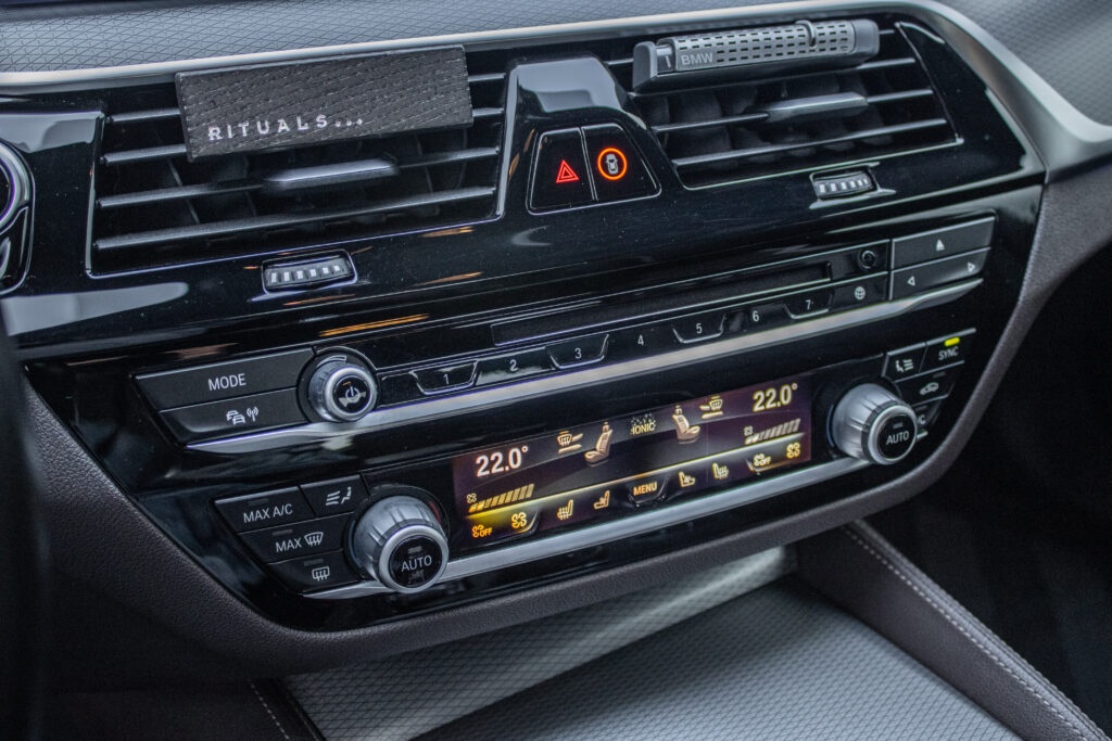 BMW m550i G30 340kW - 13