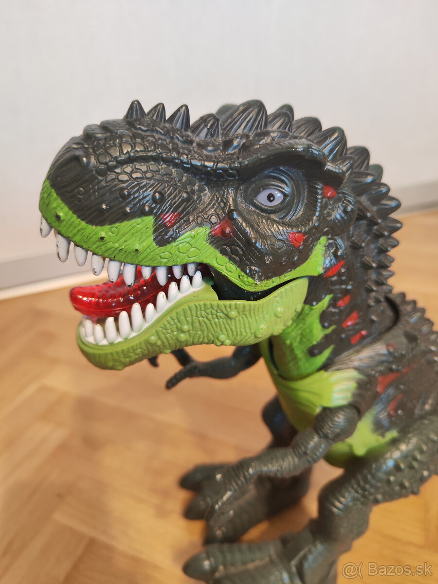 Veľký Tyranosaurus Rex na baterky - 13
