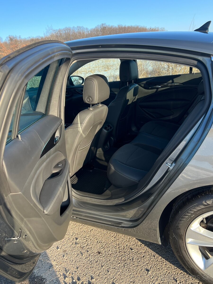 Opel Insignia 2.0CDTi A/T Innovation - 13