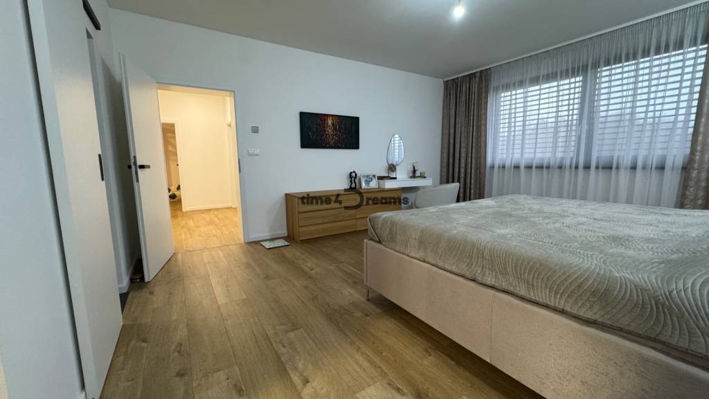 NA PREDAJ Nadštandardný rodinný dom v obci Pohranice NITRA - 13