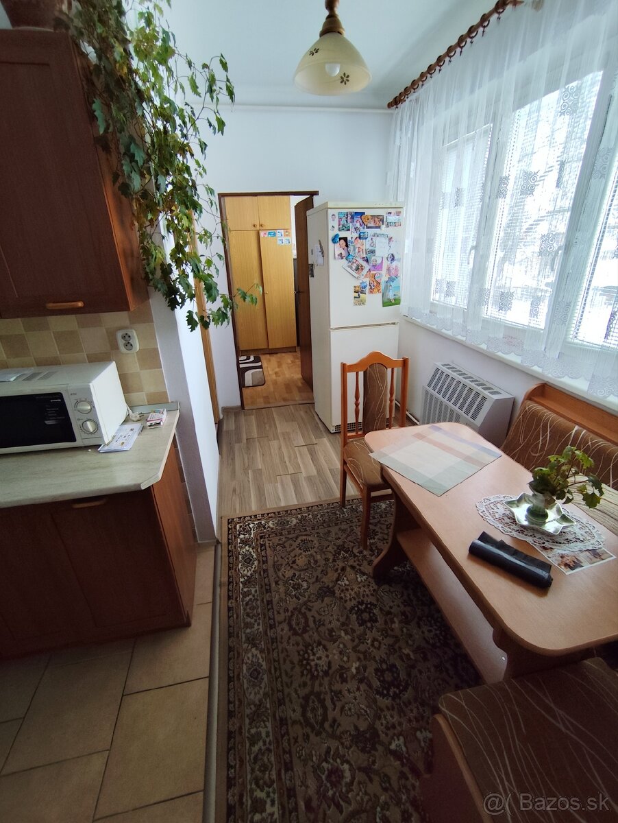 Predám 4 izbový byt v Paludzkej - 13