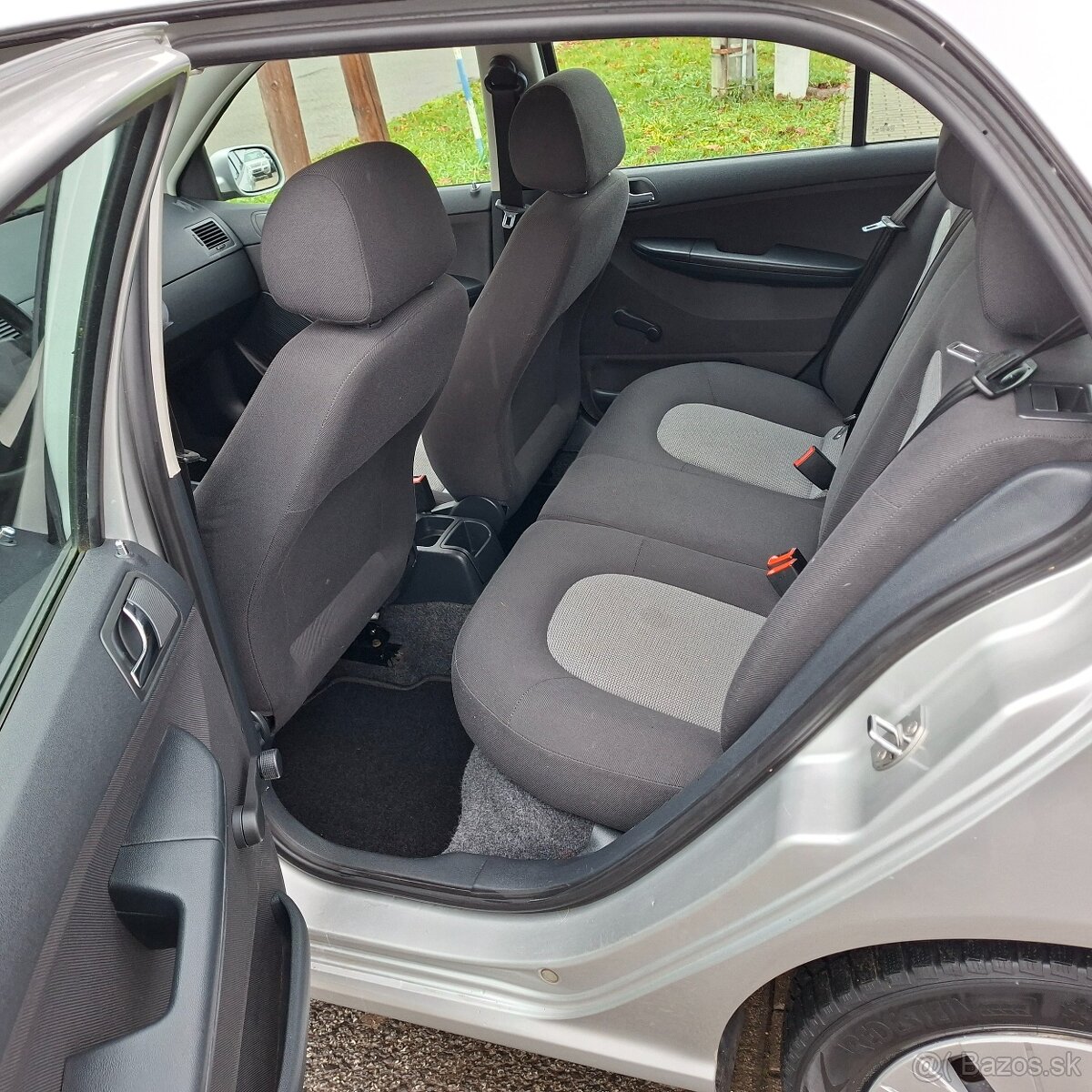 Škoda Fabia 1.4 16V Elegance Automat - 13