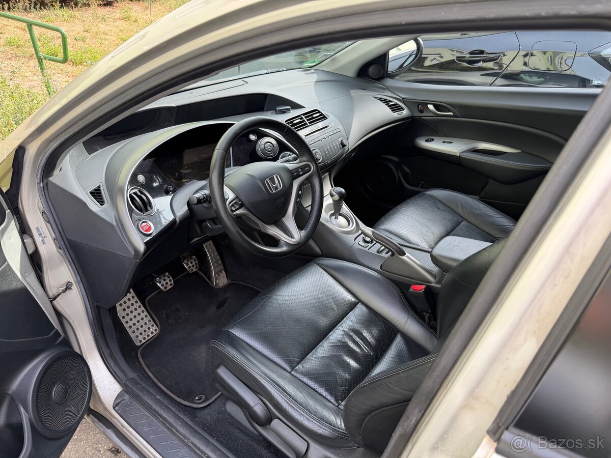 Honda Civic 8g - 13