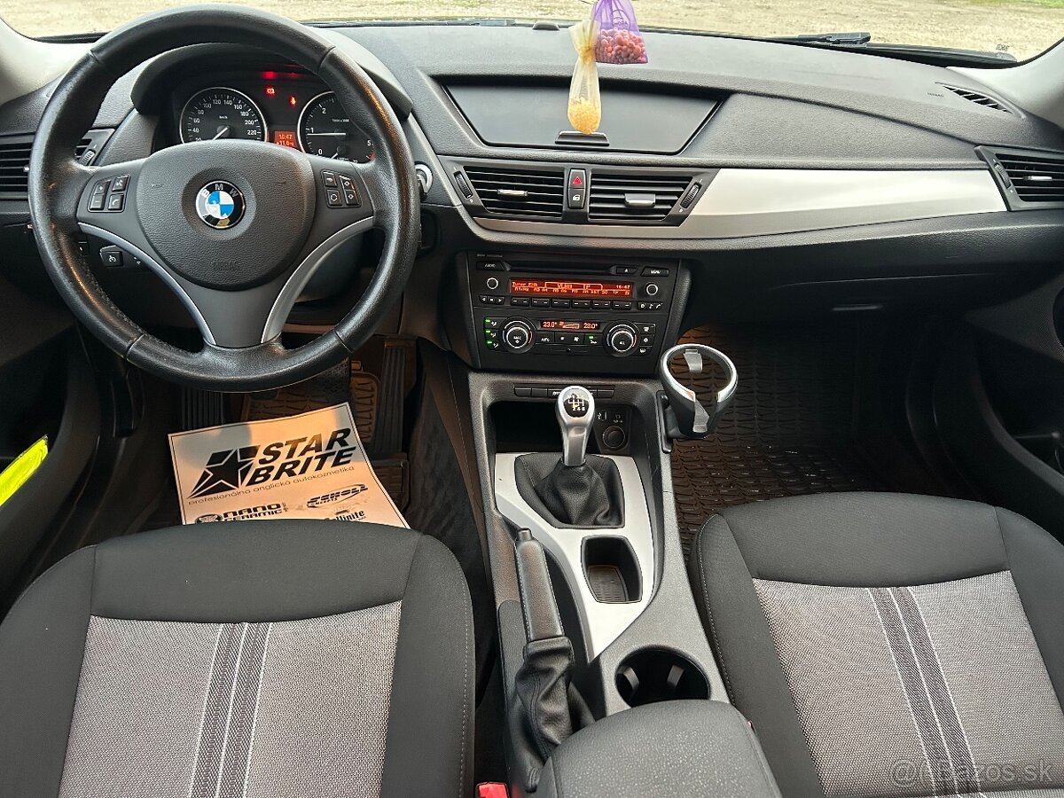 BMW X1 18d xDrive - 13