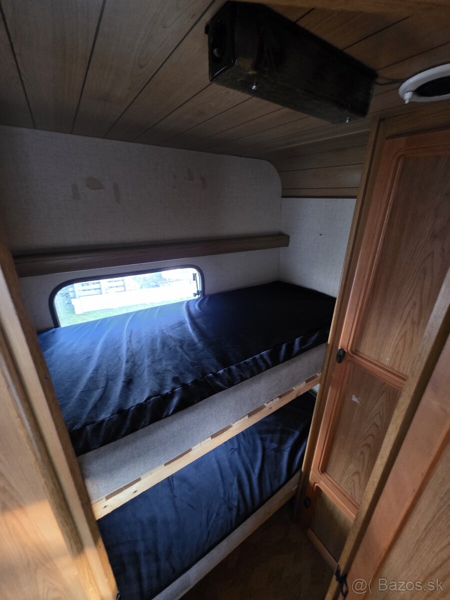 Predam väčší karavan - 13