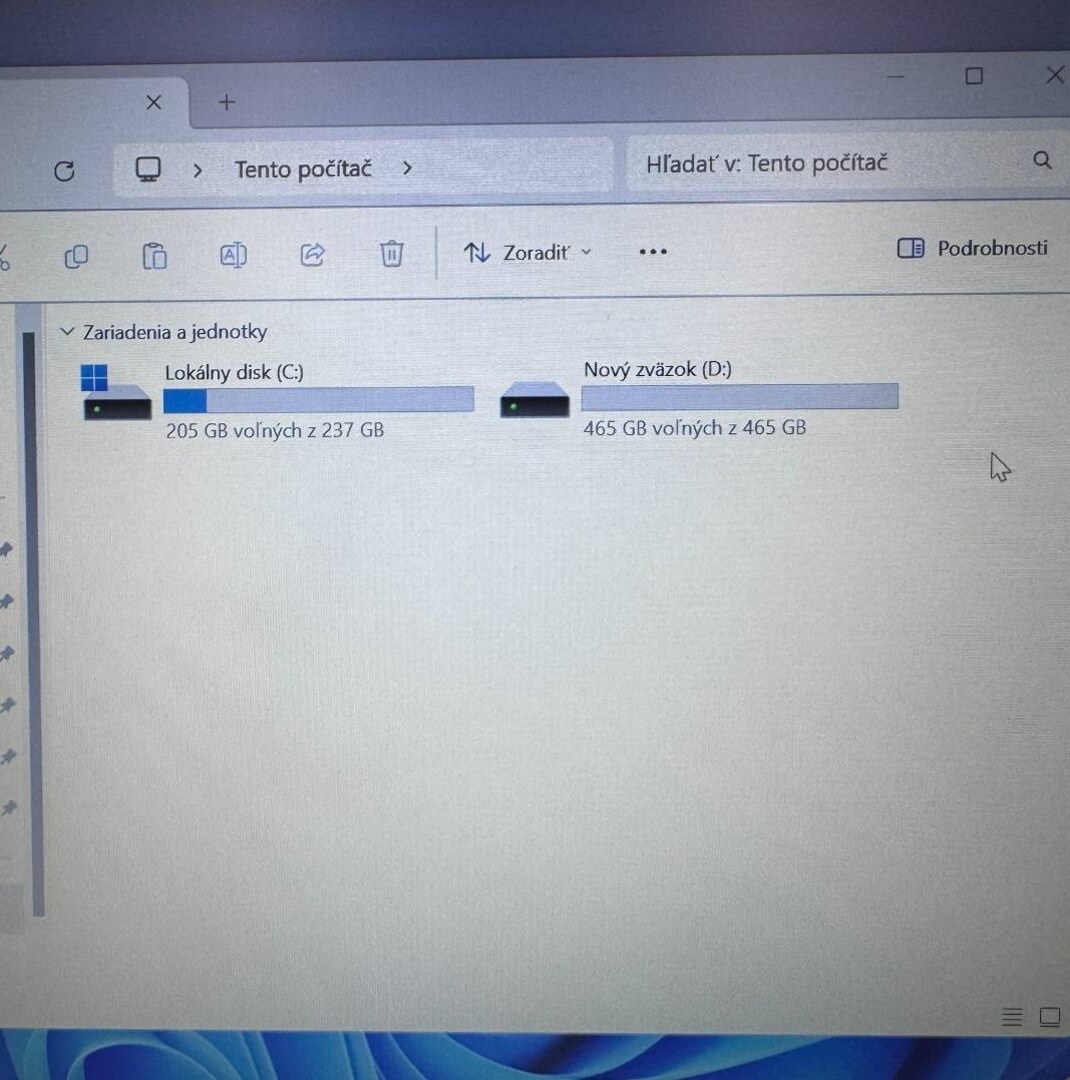 Notebook 14" HP.AMD PRO A10-8730B 4x2,40GHz.8gb ram.256gSSD - 13