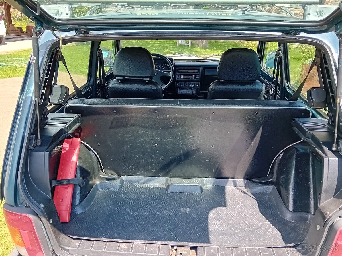 Lada Niva 1.7i - 13