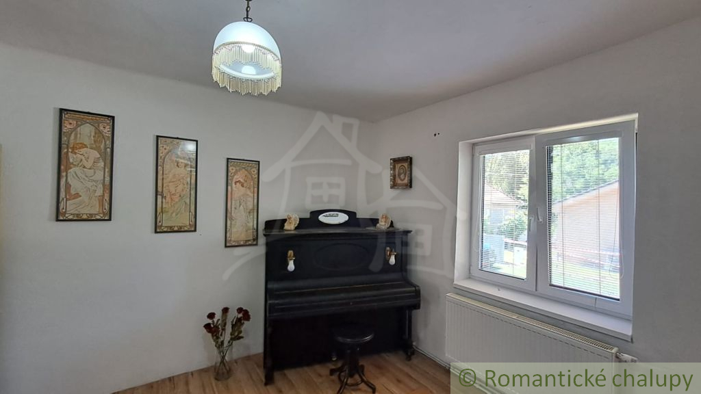 Rodinný dom v Tribečskom pohorí v obci Zlatno na predaj - 13