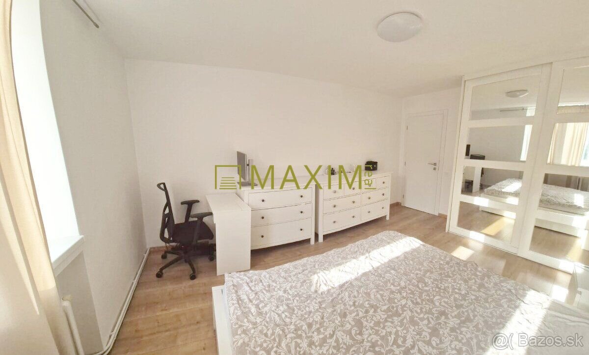 V tehlovom bytovom dome kompletne zrekonštruovaný 3-izbový b - 13