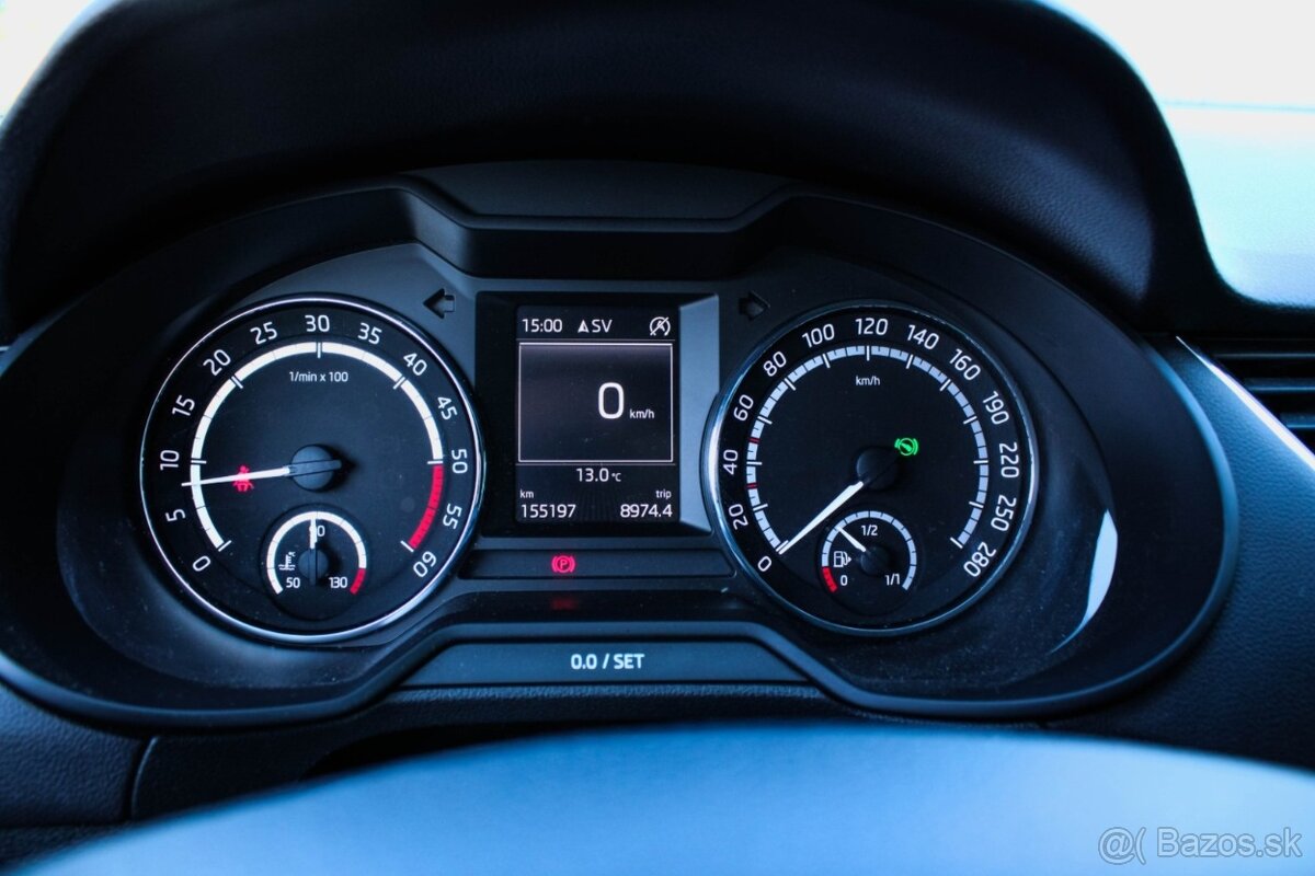 Škoda Octavia Combi 2.0 TDI RS DSG - 13