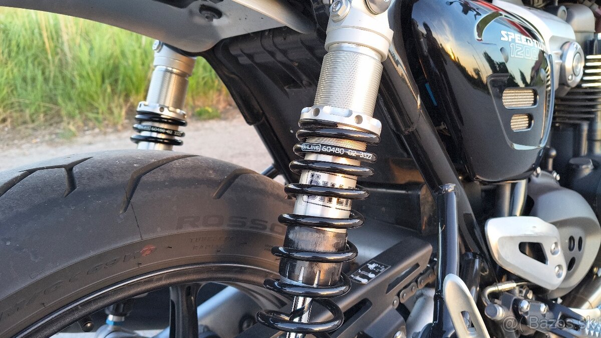 TRIUMPH SPEED TWIN 1200 - 13