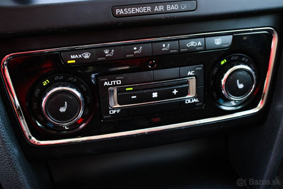 Škoda Superb Combi 2.0 TSI Comfort DSG - 13