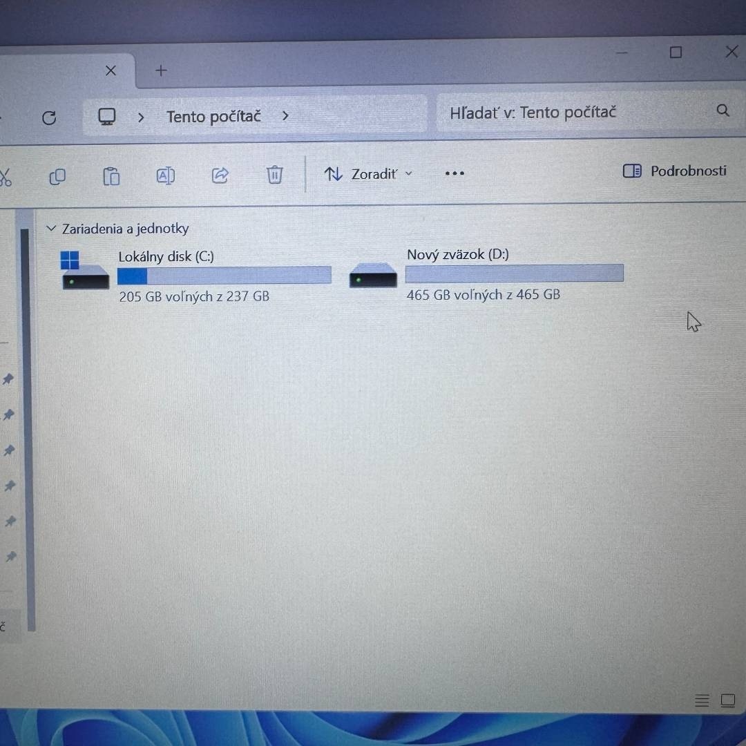 Notebook 14" HP.AMD PRO A10-8730B 4x2,40GHz.8gb ram.256gSSD - 13