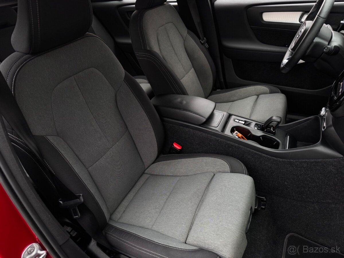Volvo XC40 2.0 B3 mHEV Core A/T - 13