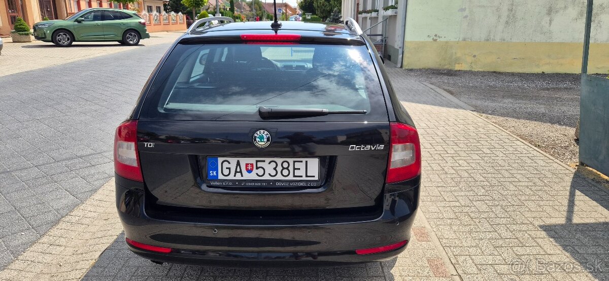Škoda Octavia 1.6tdi - 13